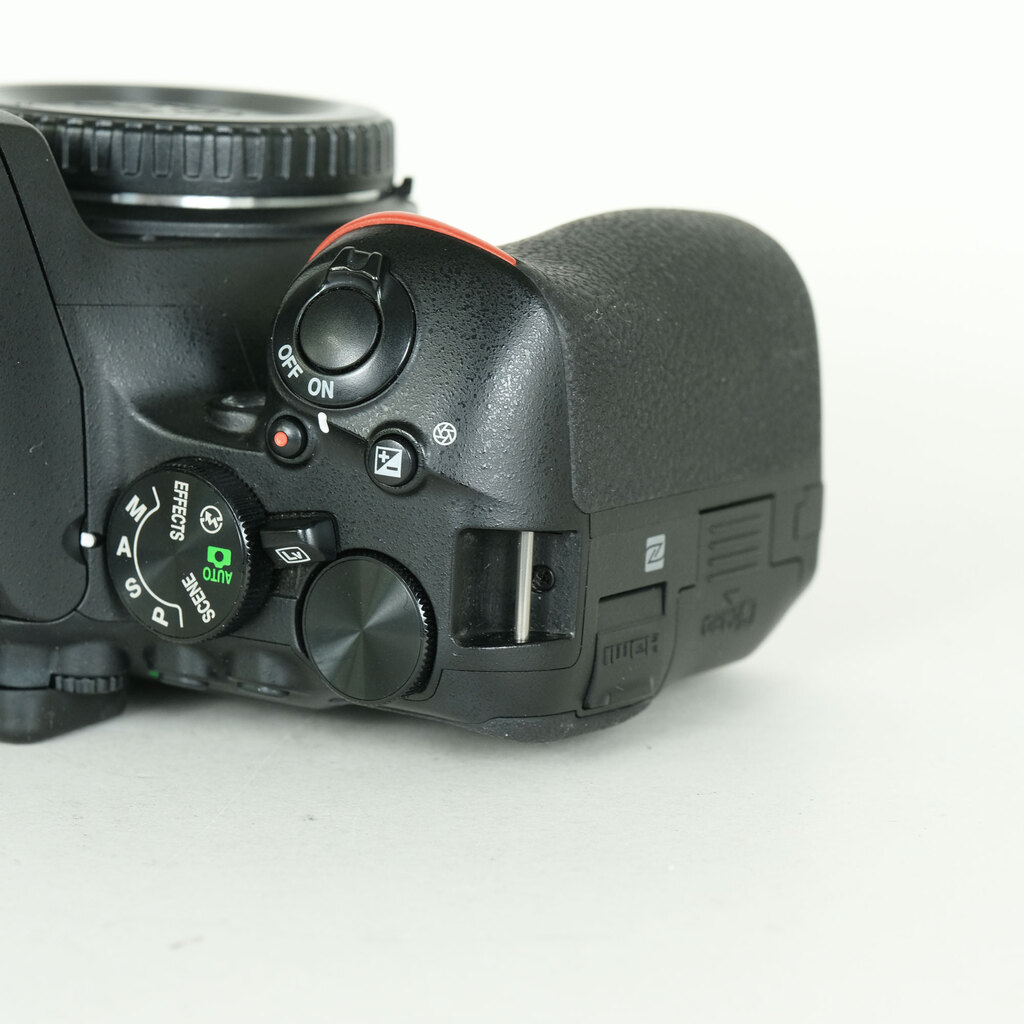 Nikon D5600 Nikon D5600