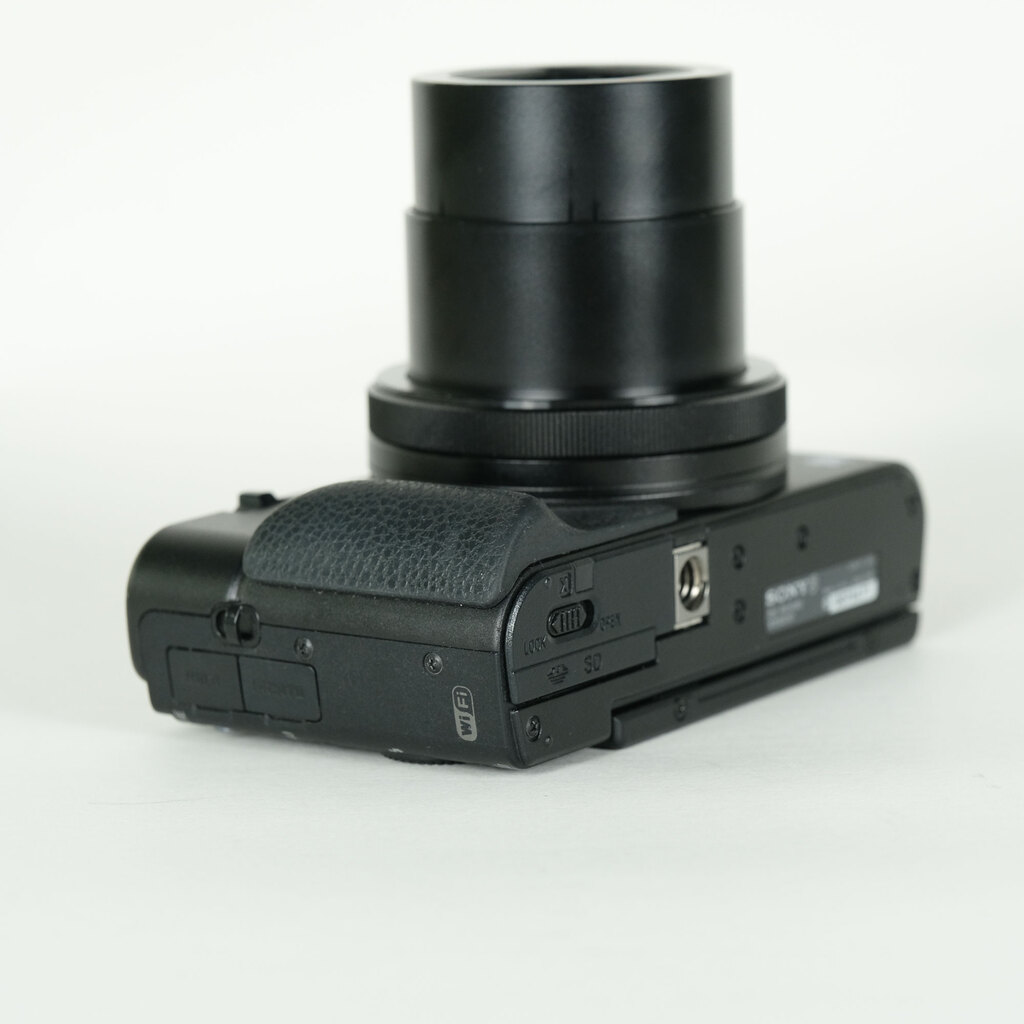 SONY Cyber-shot DSC-RX100M3