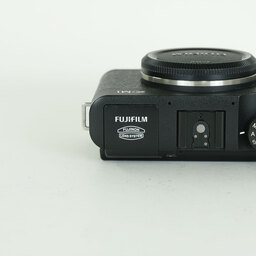 FUJIFILM X-M1 ボディ ブラック FUJIFILM X-M1 ボディ ブラック