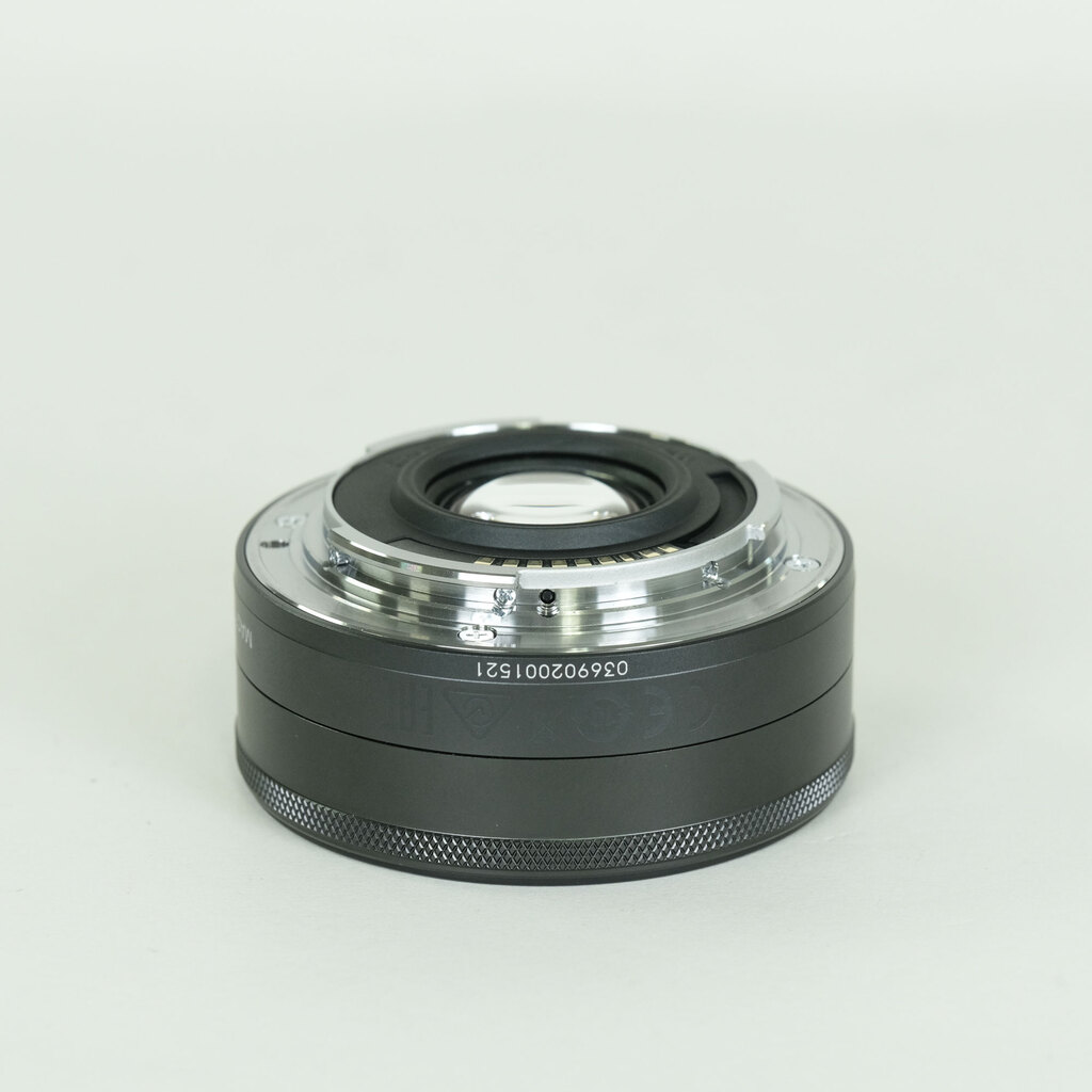 Canon EF-M22mm F2 STM