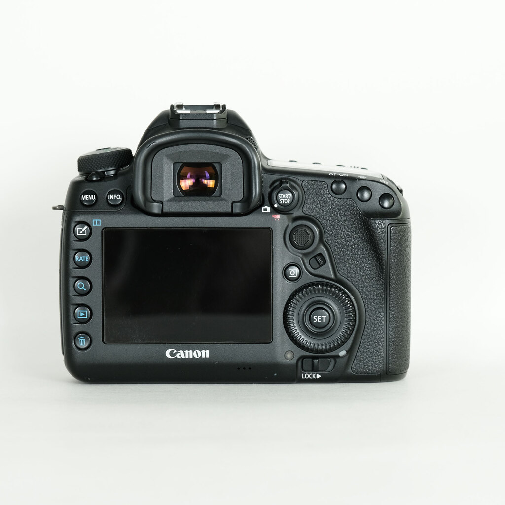 Canon EOS 5D Mark IV Canon EOS 5D Mark IV