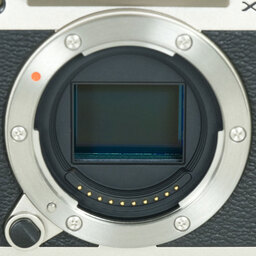 FUJIFILM X-T200 ボディ シャンパンゴールド