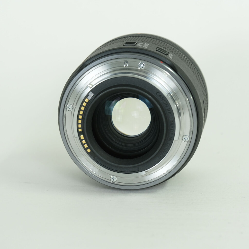 Canon RF24mm F1.8 MACRO IS STM
