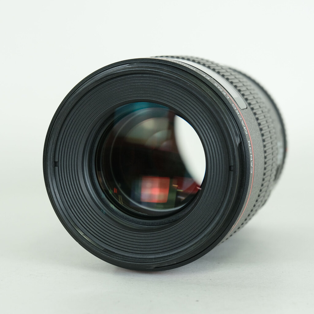 Canon EF100mm F2.8Lマクロ IS USM