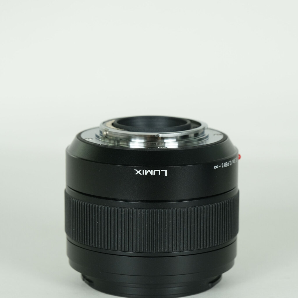 Panasonic LEICA DG SUMMILUX 25mm/F1.4 II ASPH.の出品 | ONE SCENE
