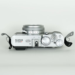 FUJIFILM X100F シルバー