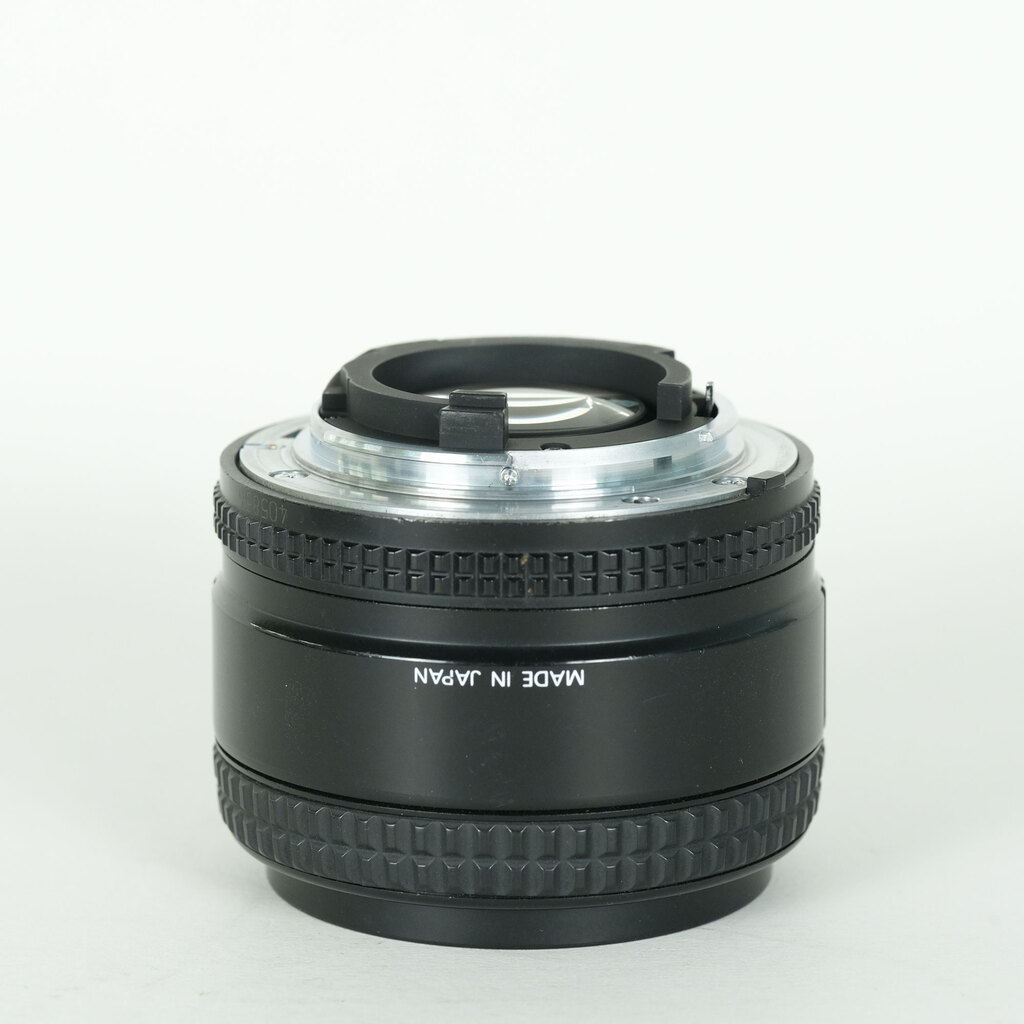 Nikon Ai AF Nikkor 35mm F2D Nikon Ai AF Nikkor 35mm F2D