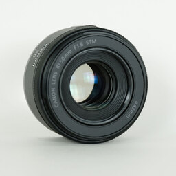 Canon RF50mm F1.8 STM