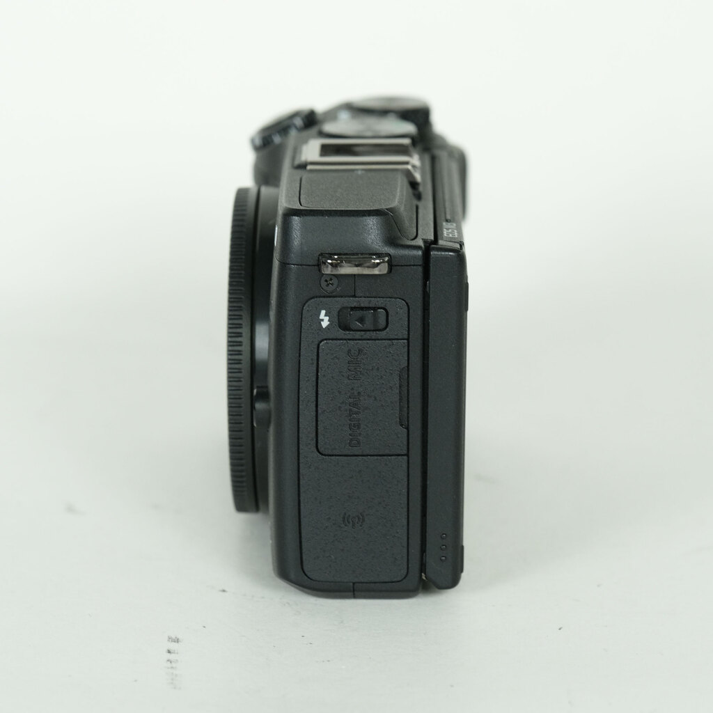 Canon EOS M3 ボディ ブラックの出品 | ONE SCENE（ワンシーン）