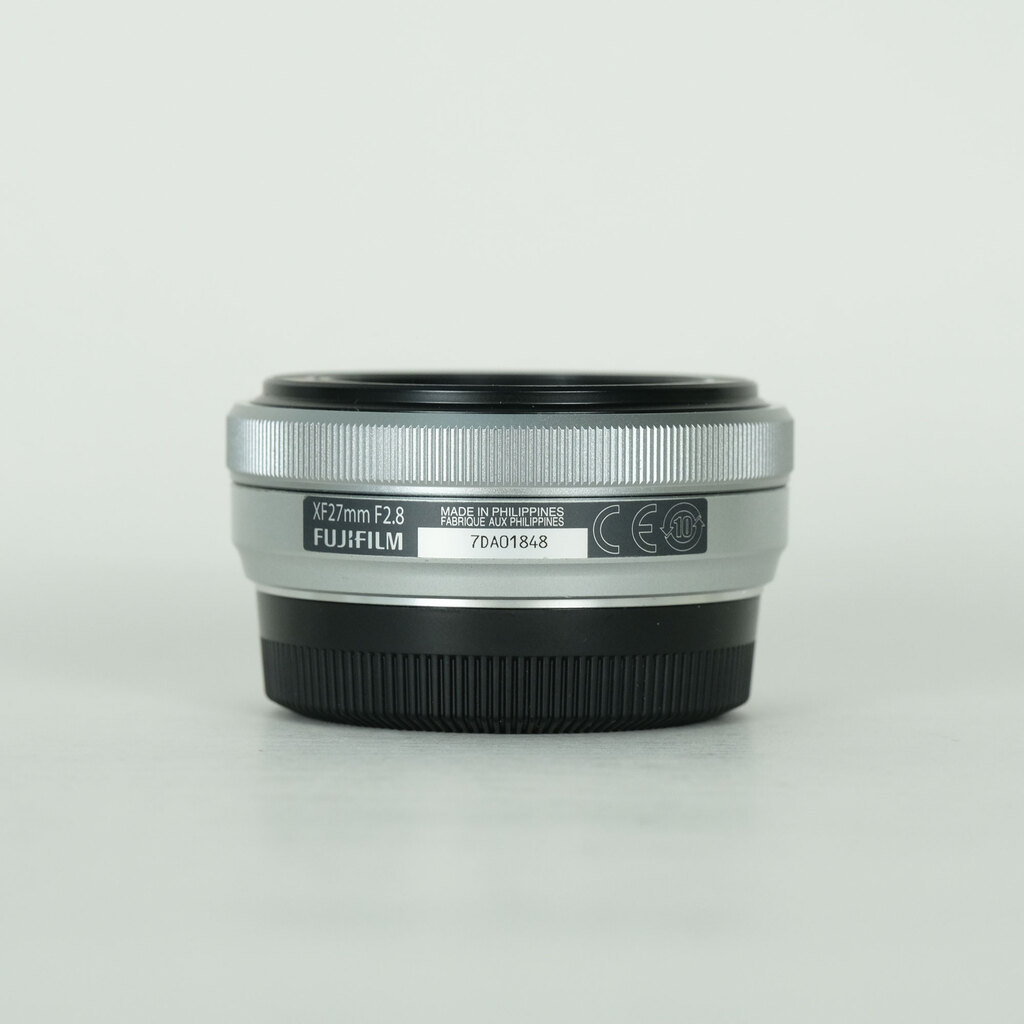 FUJIFILM XF27mm F2.8 シルバー