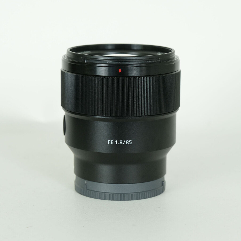 SONY FE 85mm F1.8 SEL85F18