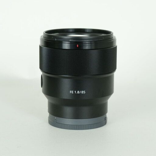 SONY FE 85mm F1.8 SEL85F18