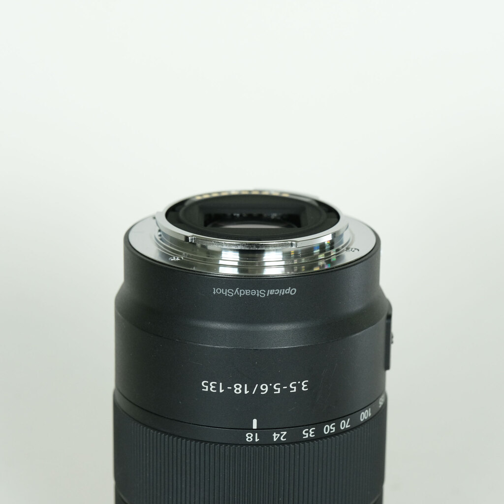 SONY E 18-135mm F3.5-5.6 OSS SEL18135 SONY E 18-135mm F3.5-5.6 OSS SEL18135