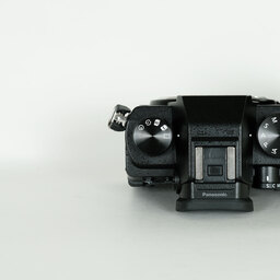 Panasonic LUMIX DC-S5