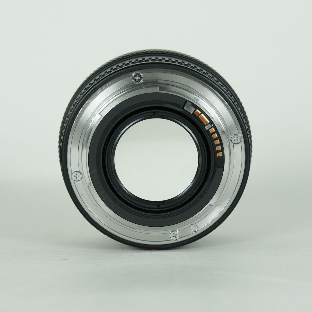 Canon EF50mm F1.4 USMの出品 | ONE SCENE（ワンシーン）