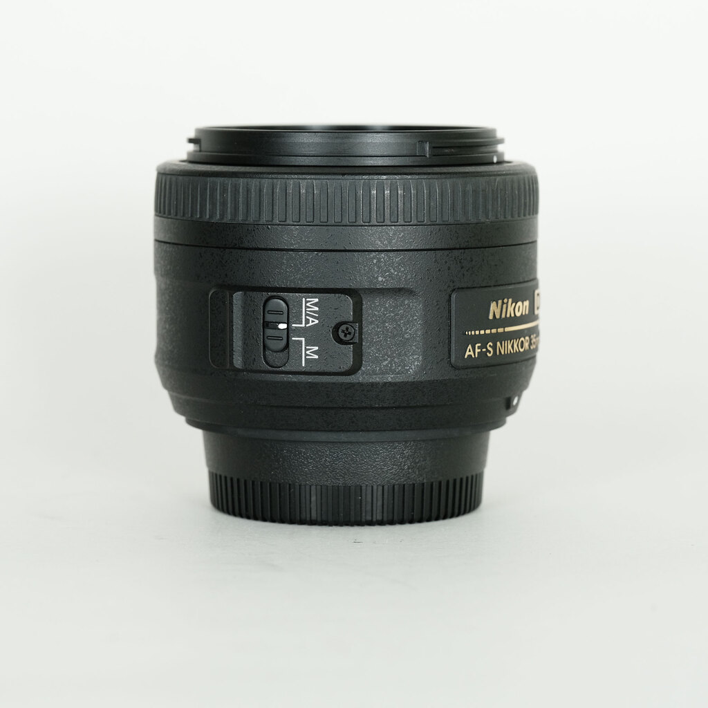 Nikon AF-S DX NIKKOR 35mm f/1.8G