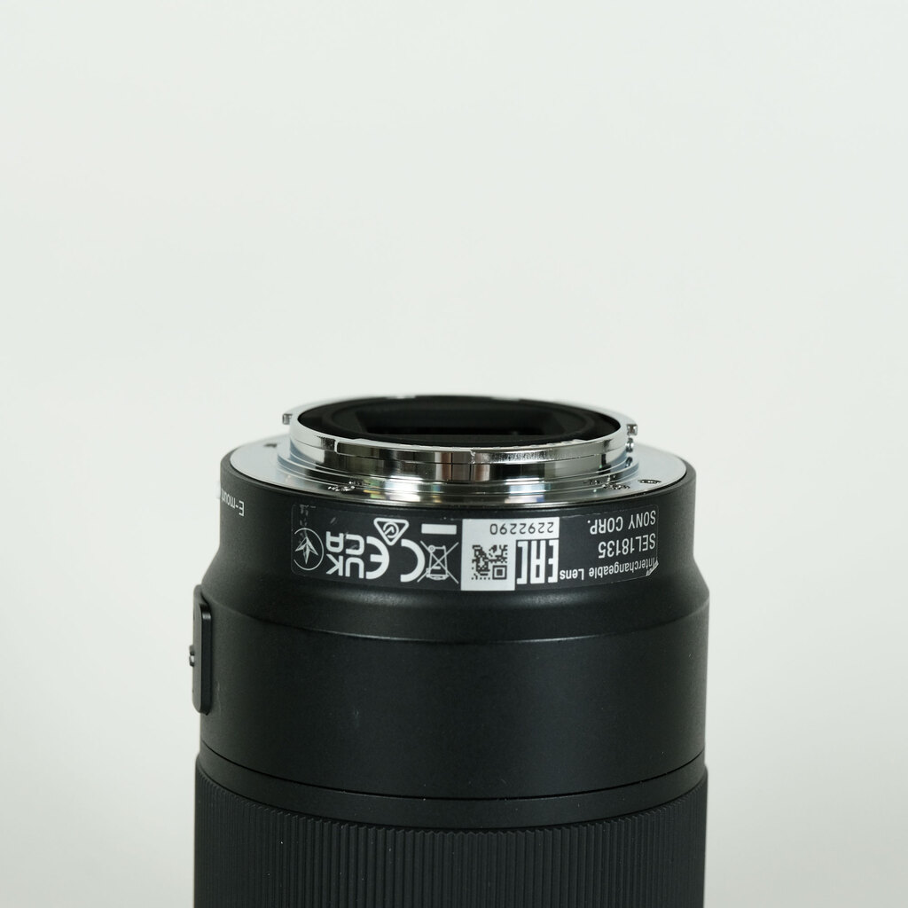 SONY E 18-135mm F3.5-5.6 OSS SEL18135