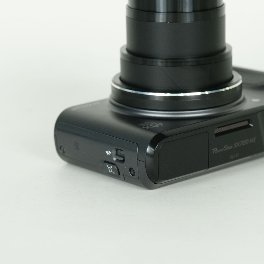 Canon PowerShot SX720 HS ブラック