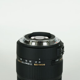 SIGMA 17-50mm F2.8 EX DC OS HSM (キヤノンEF用)