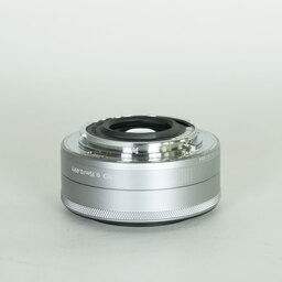 Canon EF-M22mm F2 STM