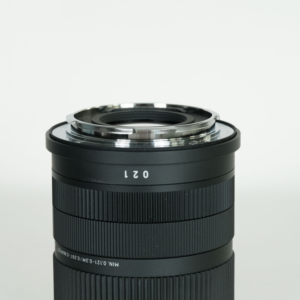 SIGMA 18-50mm F2.8 DC DN｜Contemporary [ライカL用]