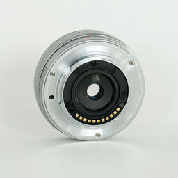 OLYMPUS M.ZUIKO DIGITAL ED 14-42mm F3.5-5.6 EZ シルバー