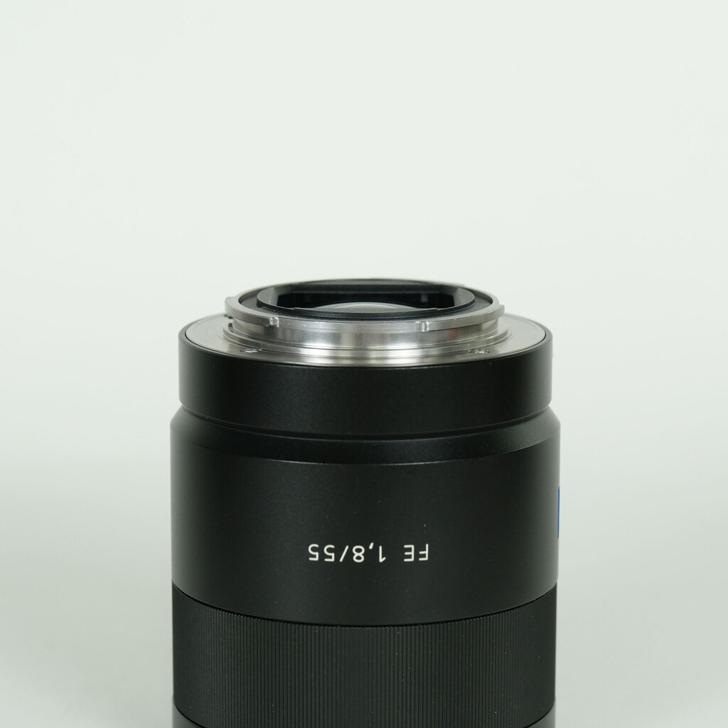 SONY Sonnar T* FE 55mm F1.8 ZA SEL55F18Z SONY Sonnar T* FE 55mm F1.8 ZA SEL55F18Z