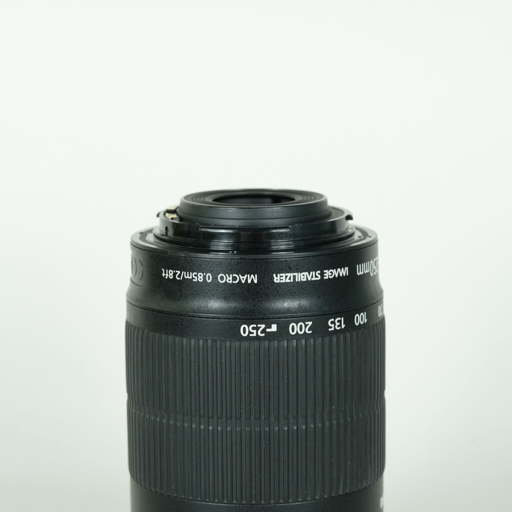 Canon EF-S55-250mm F4-5.6 IS STM Canon EF-S55-250mm F4-5.6 IS STM