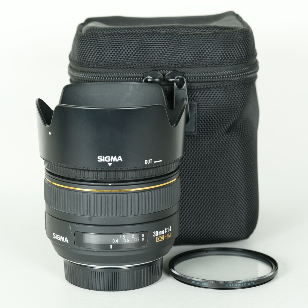 SIGMA 30mm F1.4EX DC HSM (ニコンF用)