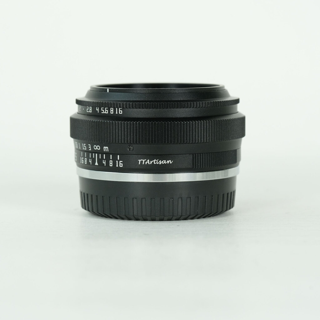 銘匠光学 TTArtisan 25mm F2 C (フジフイルムX用) ブラックの出品