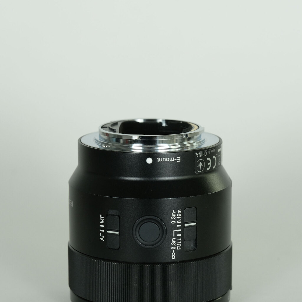 SONY FE 50mm F2.8 Macro SEL50M28