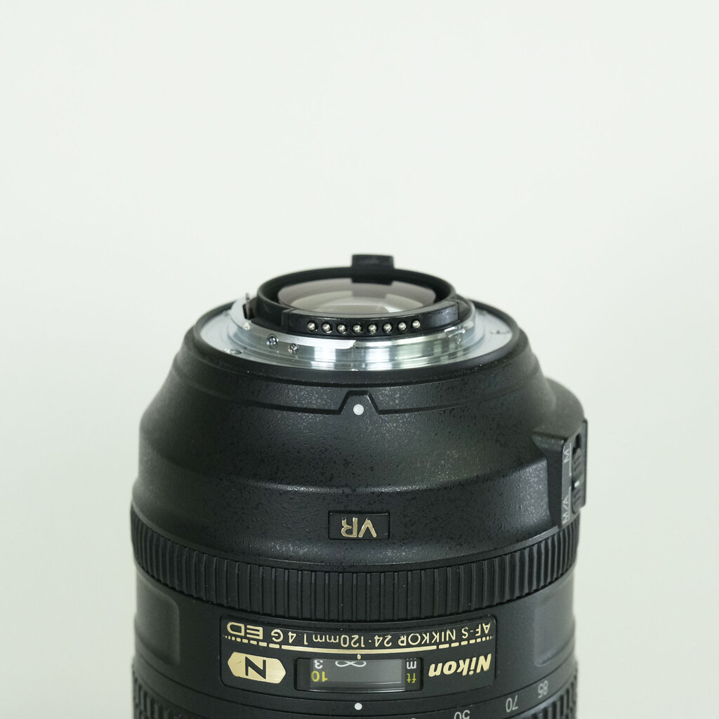Nikon AF-S NIKKOR 24-120mm f/4G ED VR Nikon AF-S NIKKOR 24-120mm f/4G ED VR