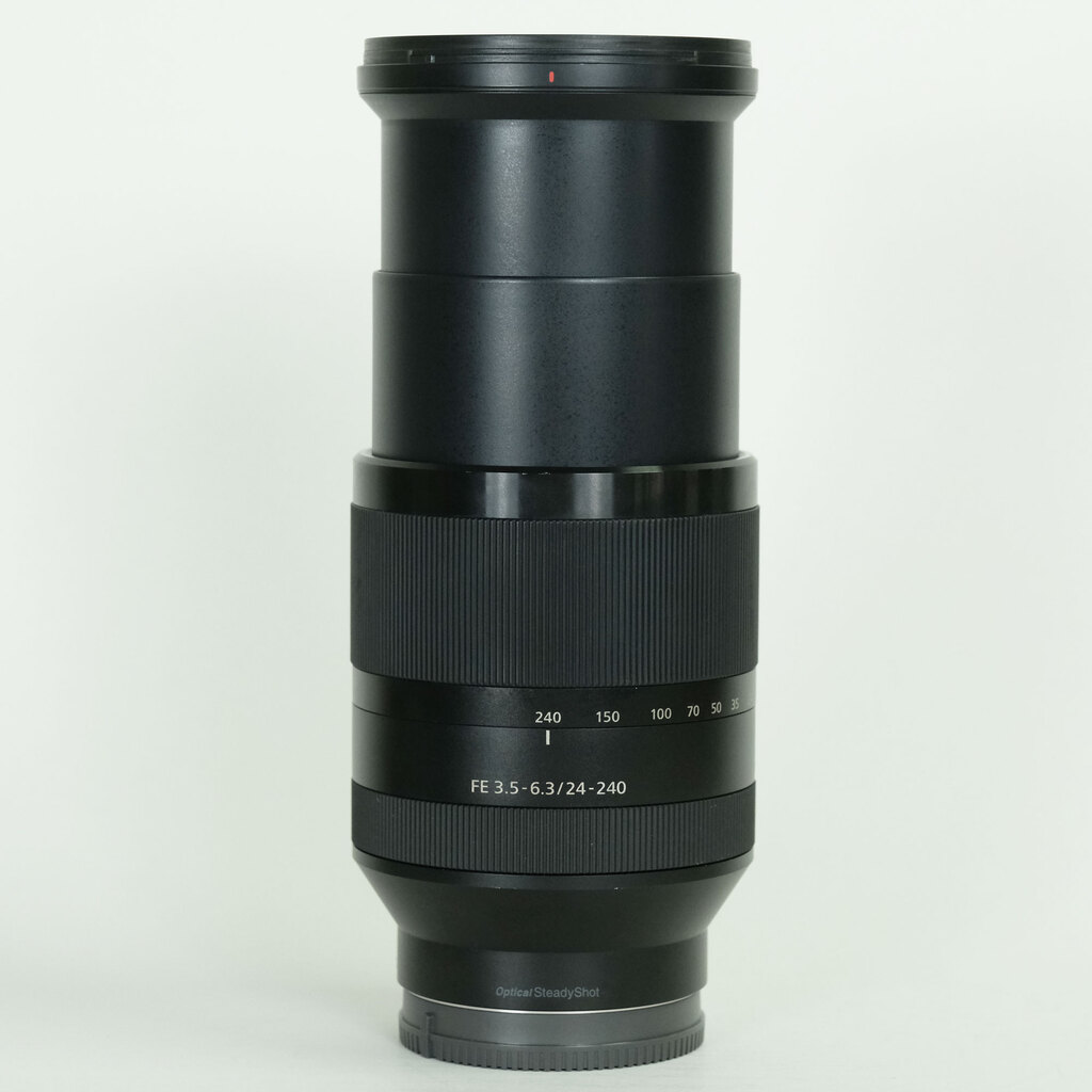 SONY FE 24-240mm F3.5-6.3 OSS SEL24240