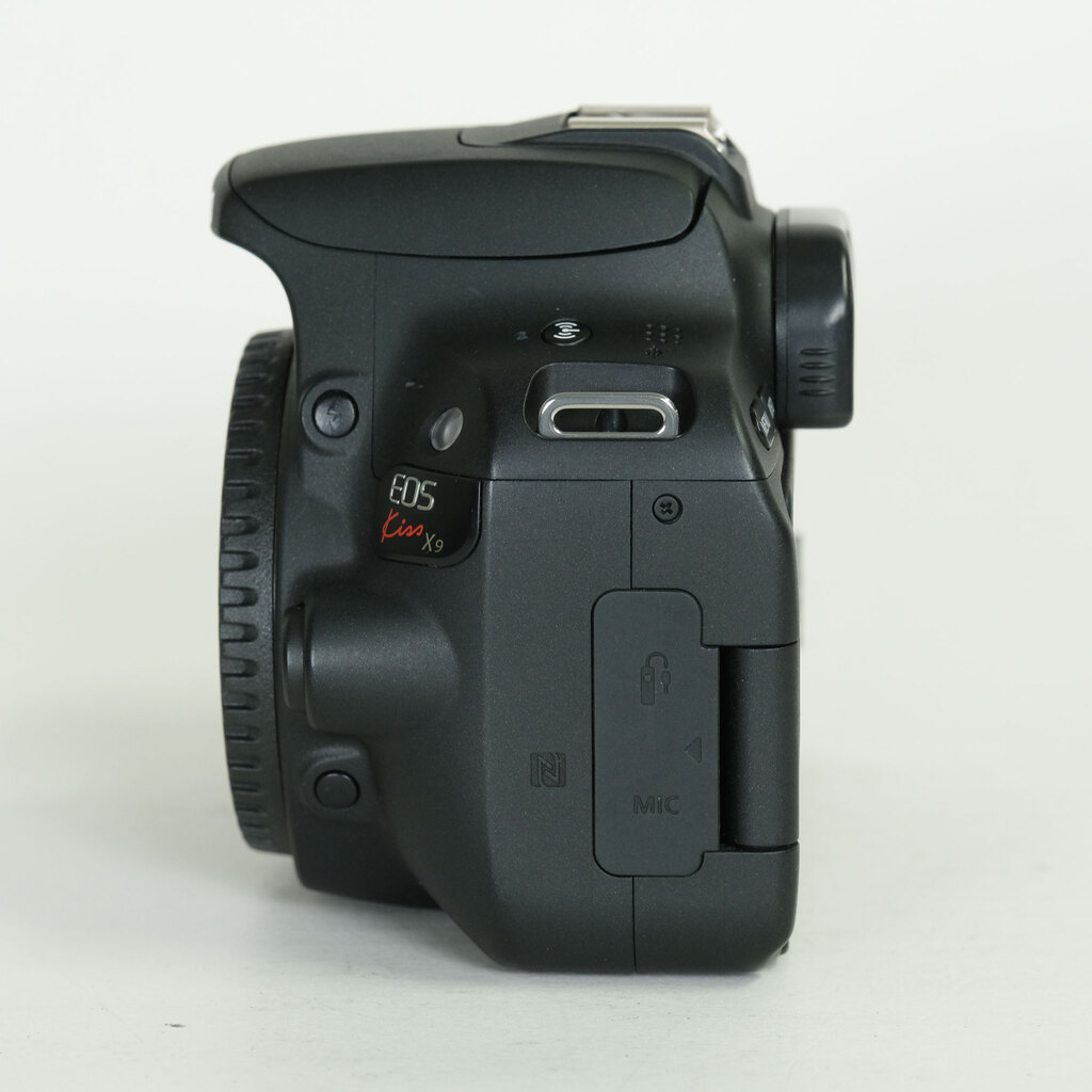 Canon EOS Kiss X9