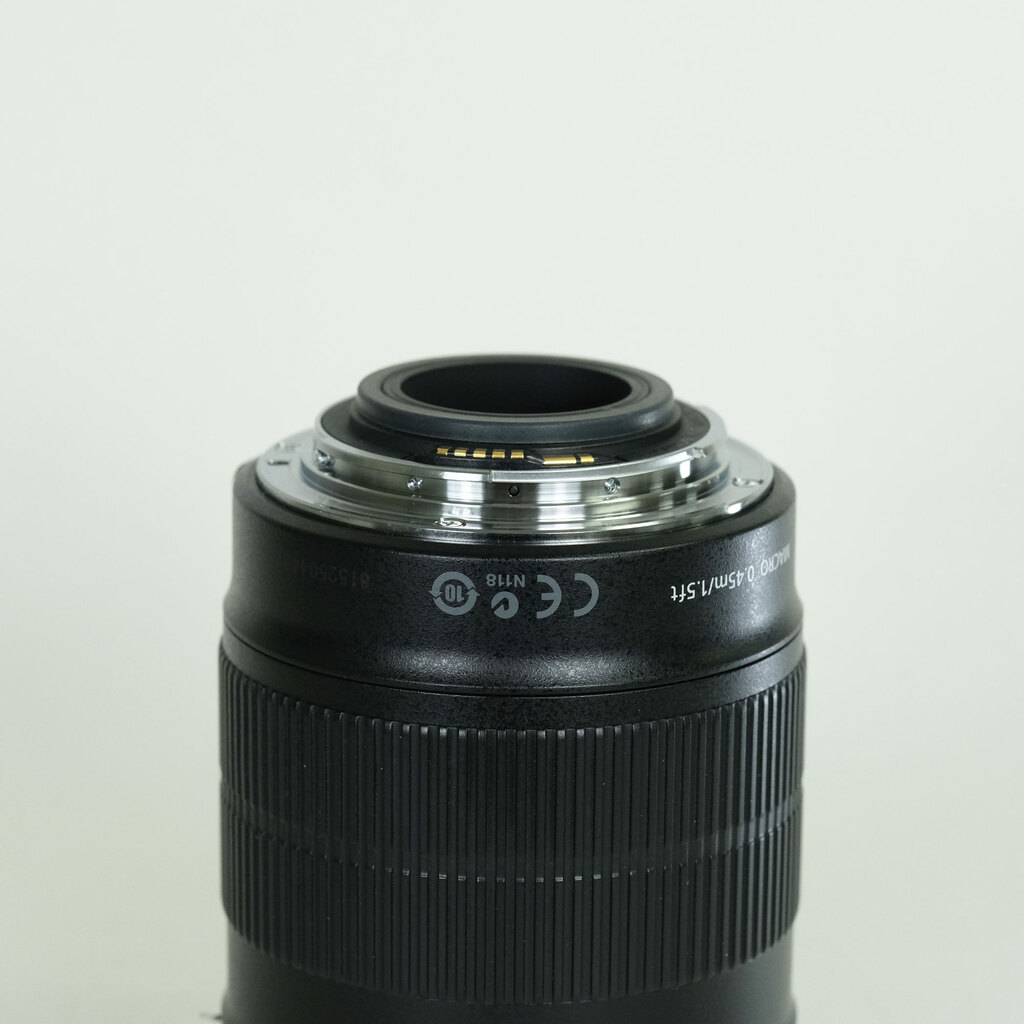 Canon EF-S18-135mm F3.5-5.6 IS