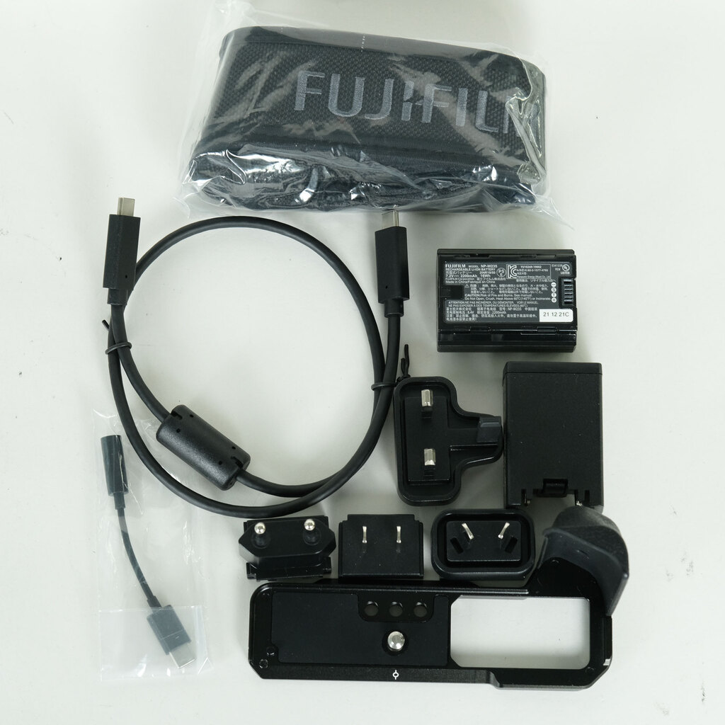 FUJIFILM X-T5の出品 | ONE SCENE（ワンシーン）