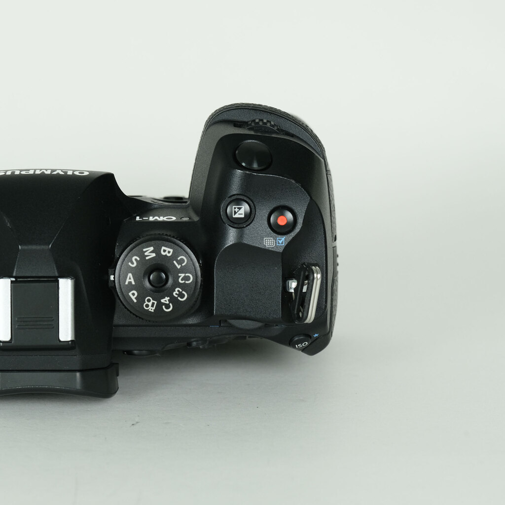 OM SYSTEM OM-1の出品 | ONE SCENE（ワンシーン）