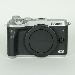 Canon EOS M6