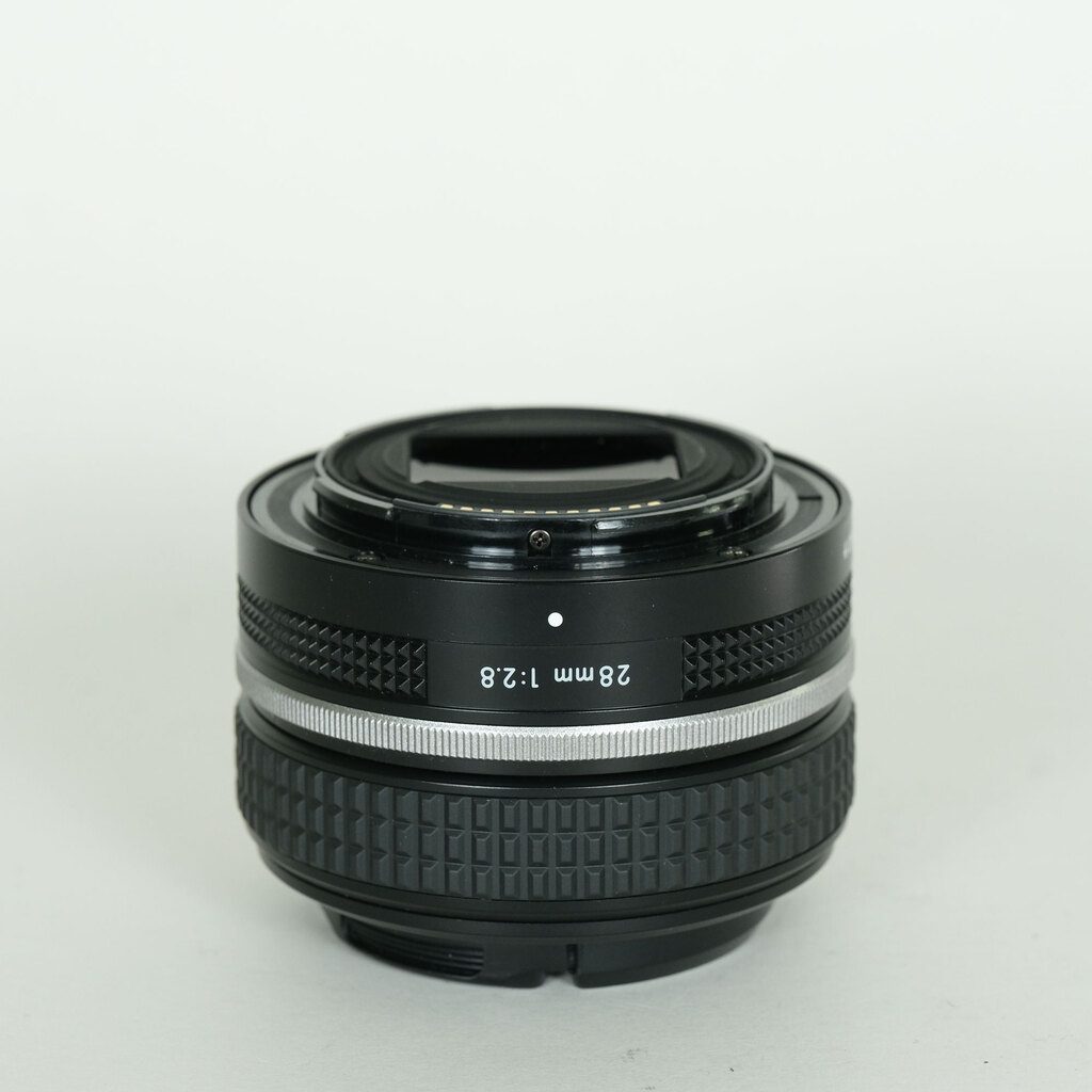 Nikon NIKKOR Z 28mm f/2.8