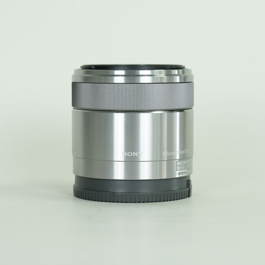 SONY E 30mm F3.5 Macro SEL30M35