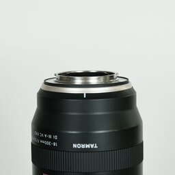 TAMRON 18-300mm F/3.5-6.3 Di III-A VC VXD (Model B061) [フジフイルムX用]