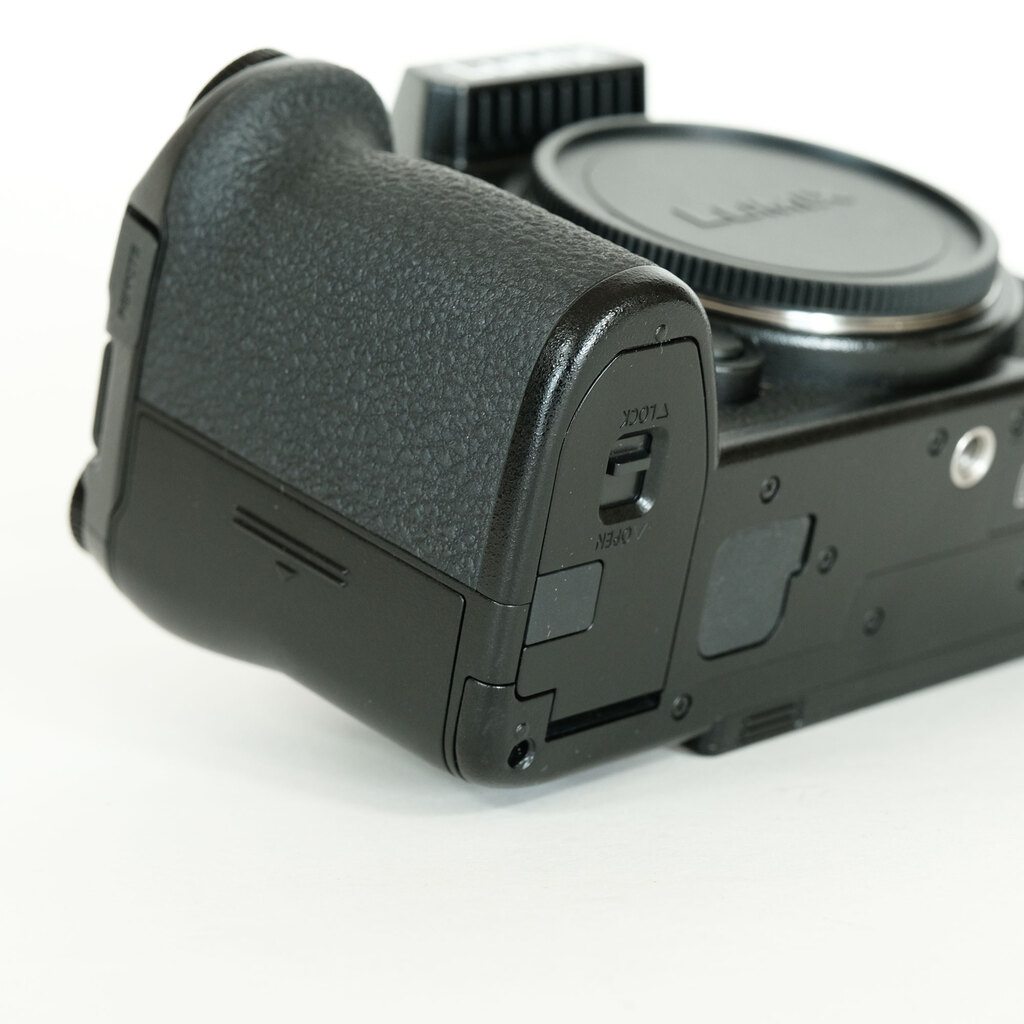 Panasonic LUMIX S5II DC-S5M2