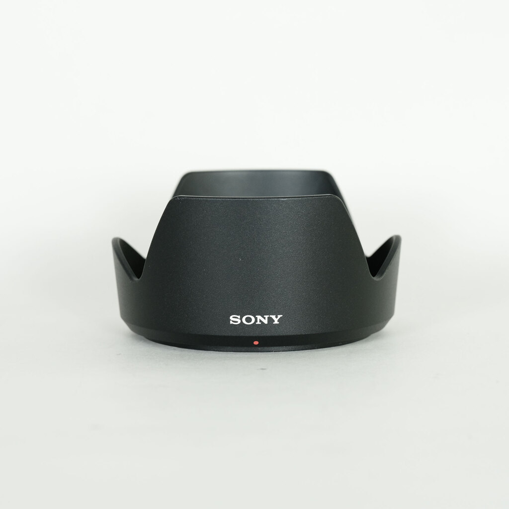 SONY E 18-135mm F3.5-5.6 OSS SEL18135