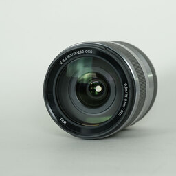 SONY E18-200mm F3.5-6.3 OSS SEL18200