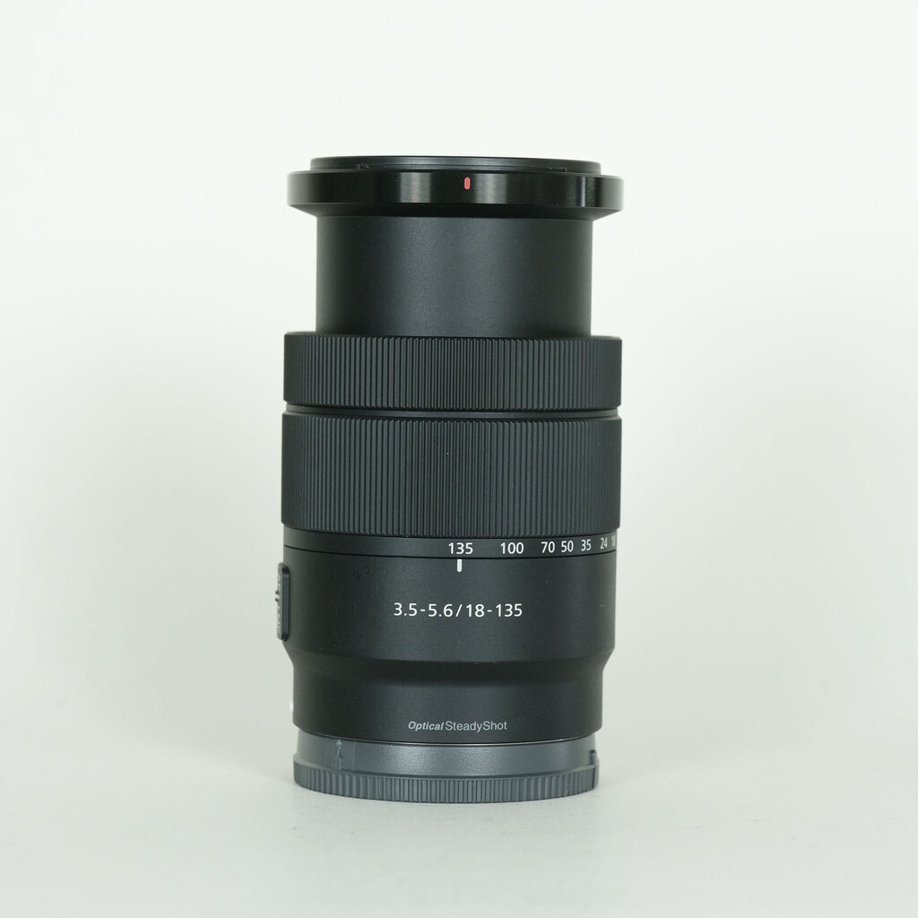 SONY E 18-135mm F3.5-5.6 OSS SEL18135 SONY E 18-135mm F3.5-5.6 OSS SEL18135