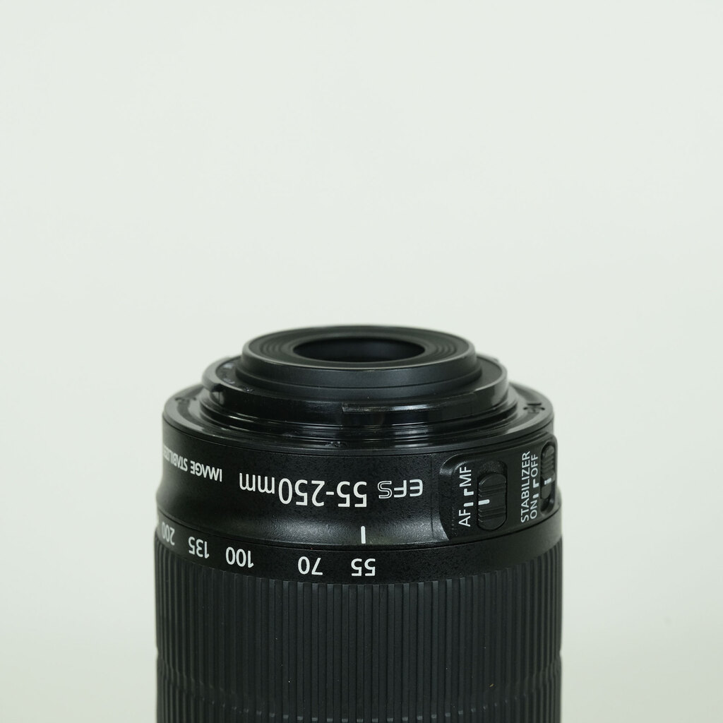 Canon EF-S55-250mm F4-5.6 IS STM