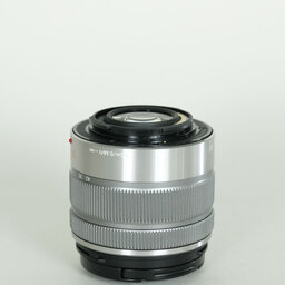 Panasonic LUMIX G VARIO 14-42mm F3.5-5.6II ASPH. MEGA O.I.S.  シルバー    H-FS1442A-S