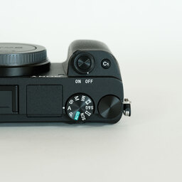 SONY α6400（ILCE-6400）