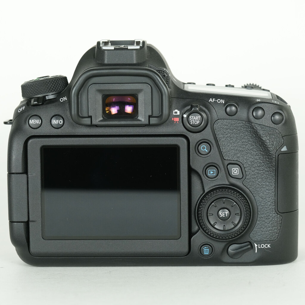 Canon EOS 6D Mark II