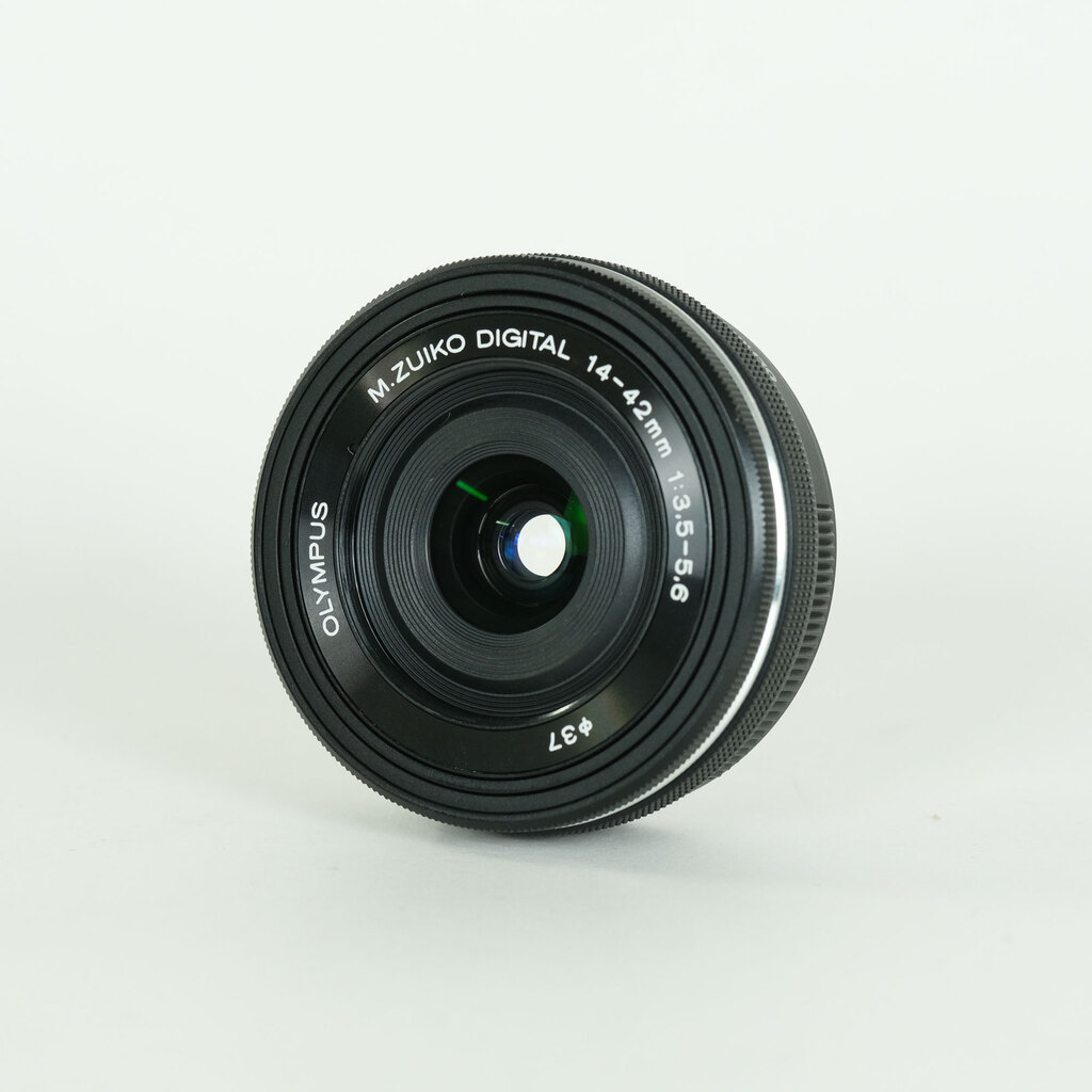 OLYMPUS M.ZUIKO DIGITAL ED 14-42mm F3.5-5.6 EZ ブラック OLYMPUS M.ZUIKO DIGITAL ED 14-42mm F3.5-5.6 EZ ブラック